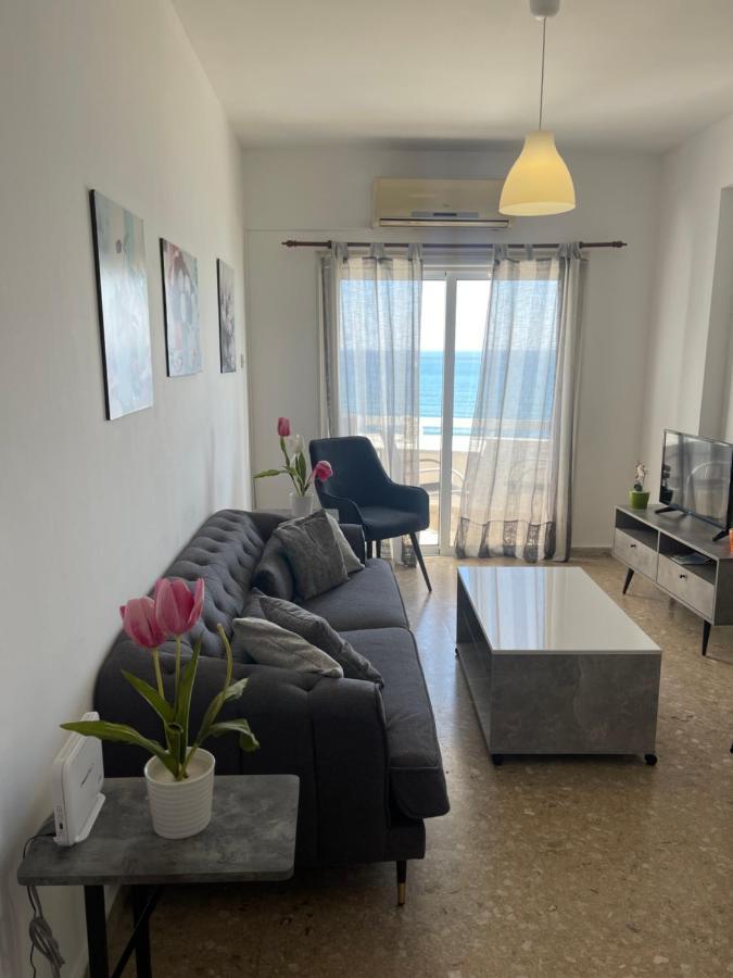 Alex Beach Apartment 51 Larnaca Dış mekan fotoğraf