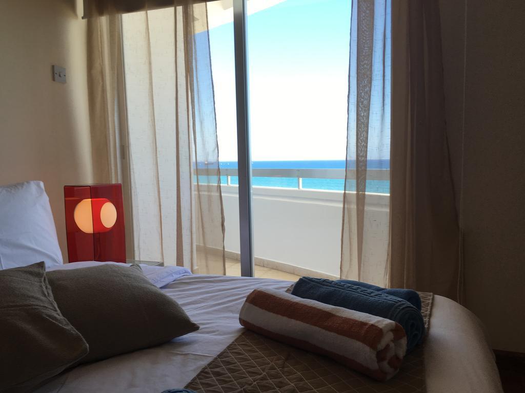 Alex Beach Apartment 51 Larnaca Dış mekan fotoğraf