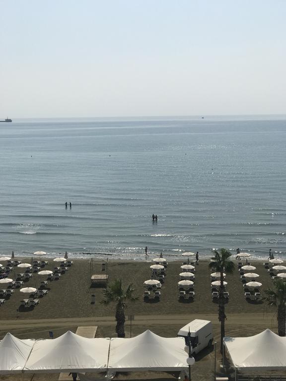 Alex Beach Apartment 51 Larnaca Dış mekan fotoğraf